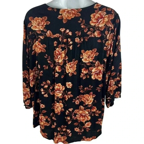 Torrid 5XL Womens Black Floral Print Crepe Chain Detail Blouse 3/4 Sleeves Boho - Picture 6 of 16